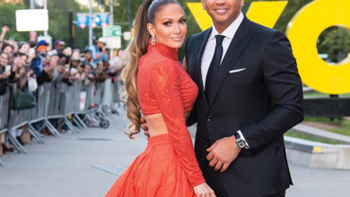 Jennifer Lopez wears Harry Winston 