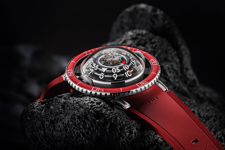 HM7 Aquapod Platinum Red