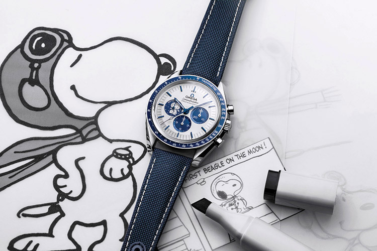 OMEGA Speedmaster Silver Snoopy Award